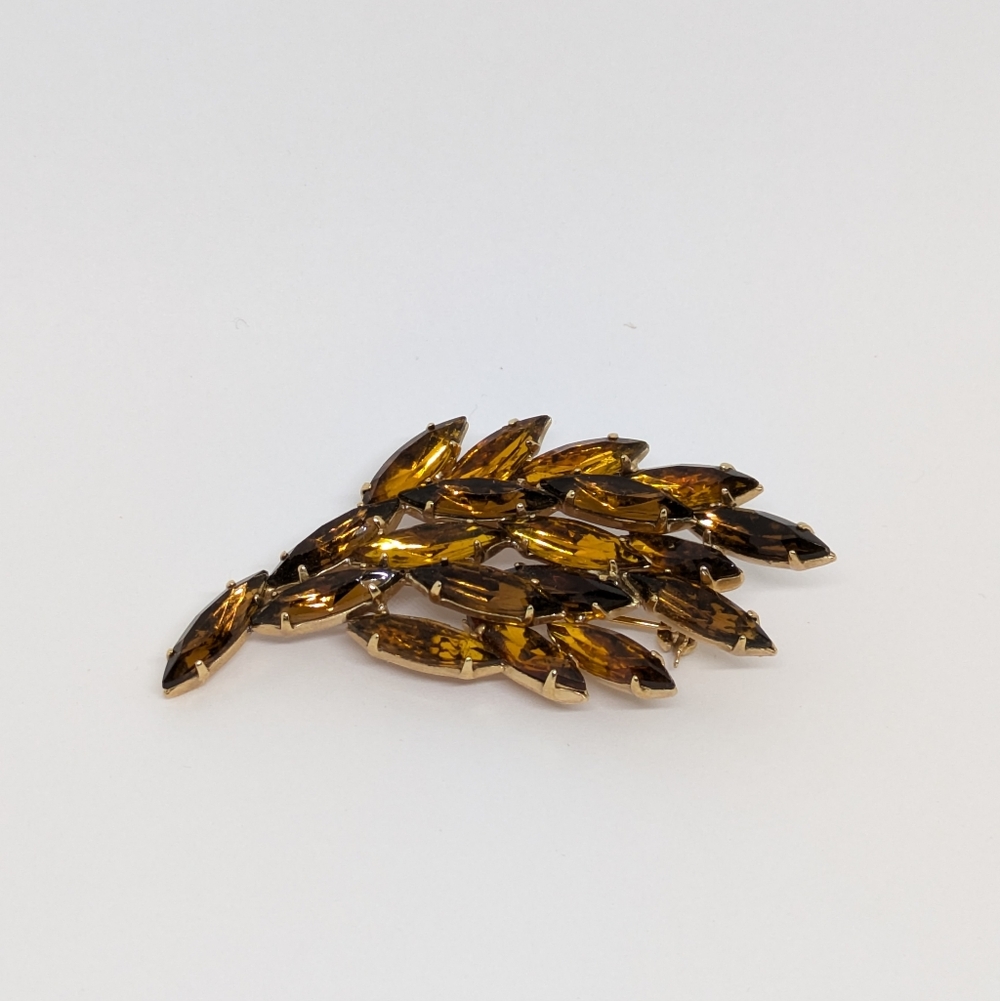 Vintage Gold Tone Leaf Brooch Golden Amber Jewels Prong Set